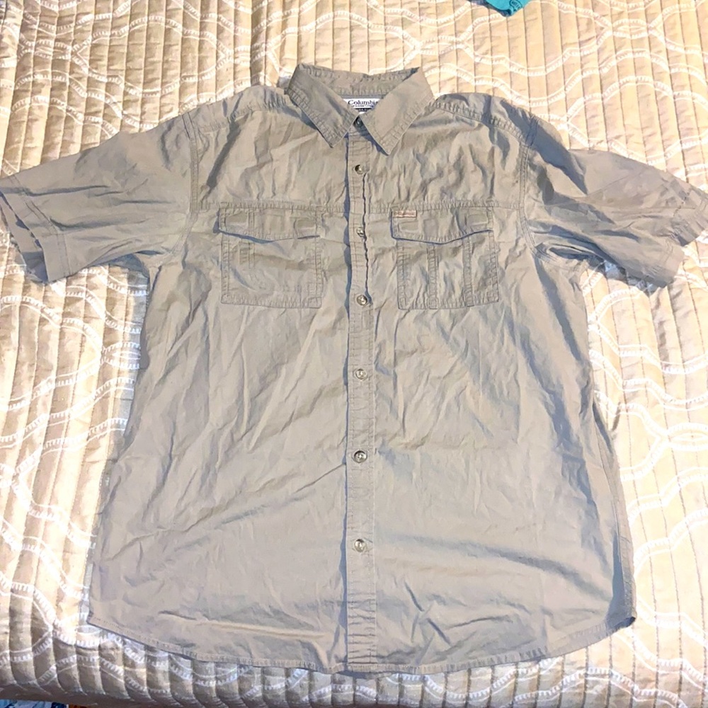 Columbia sportswear Omni shade button up